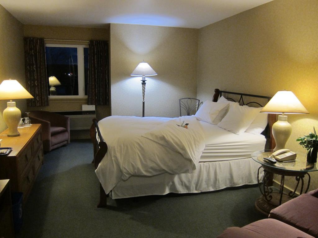 Annapolis Royal Inn & Suites Exterior photo