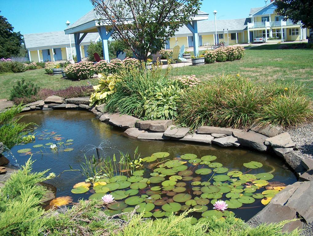 Annapolis Royal Inn & Suites Exterior photo