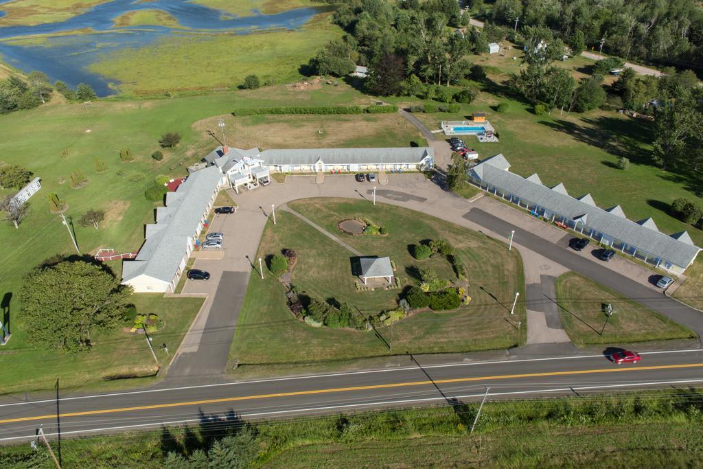 Annapolis Royal Inn & Suites Exterior photo